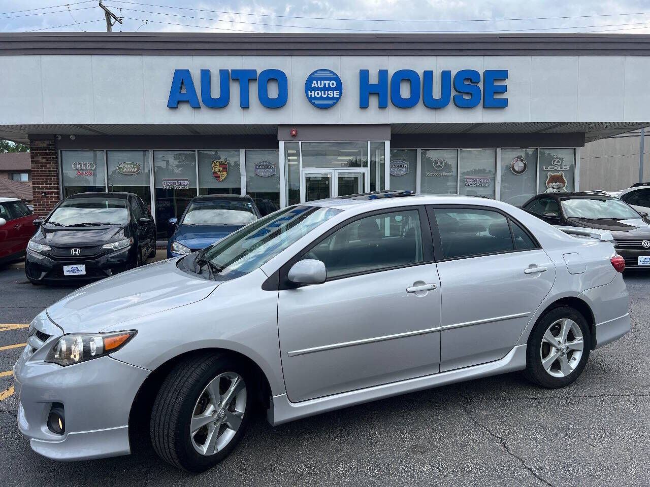 2011 TOYOTA Corolla