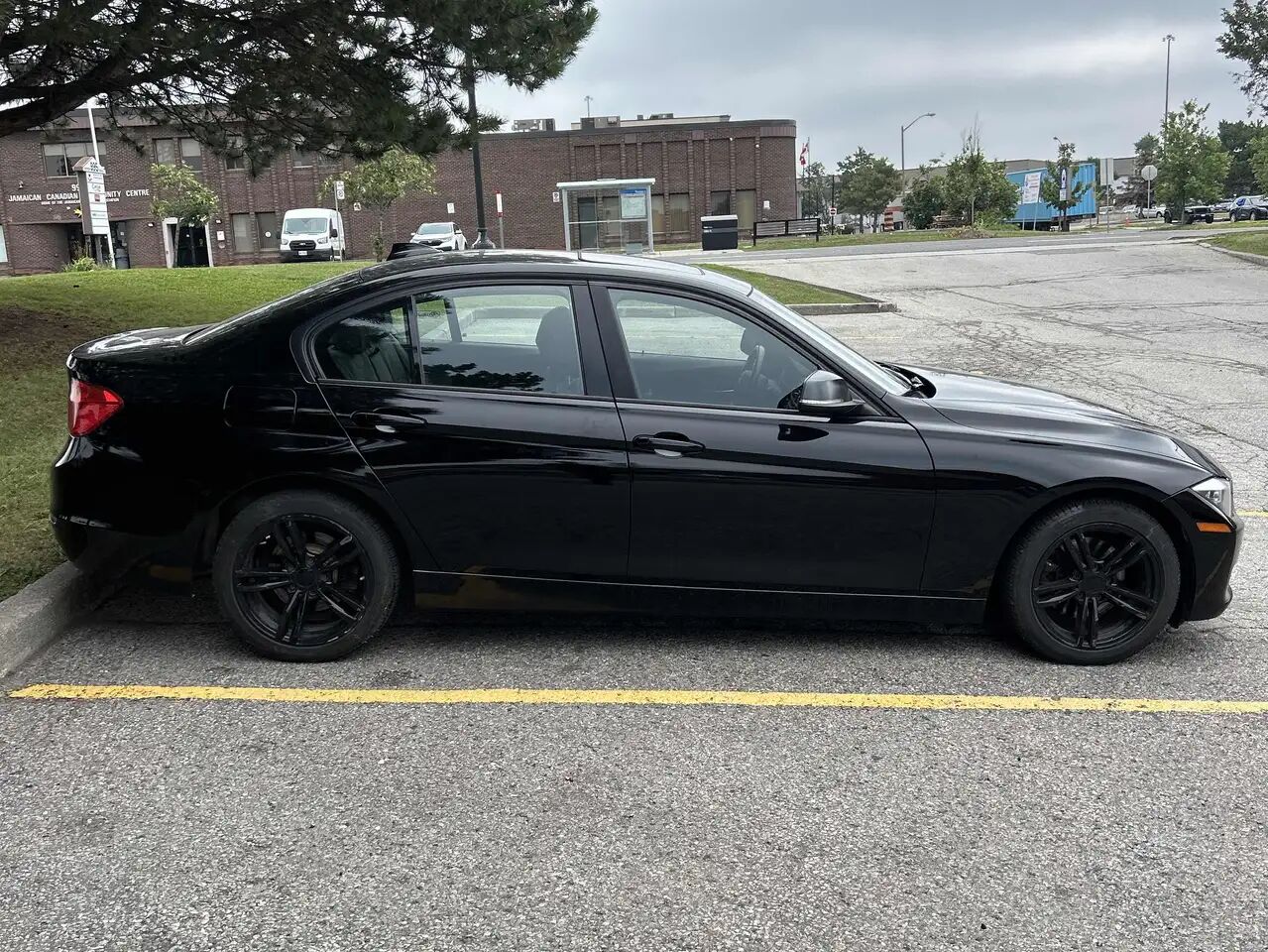2013 BMW 320i