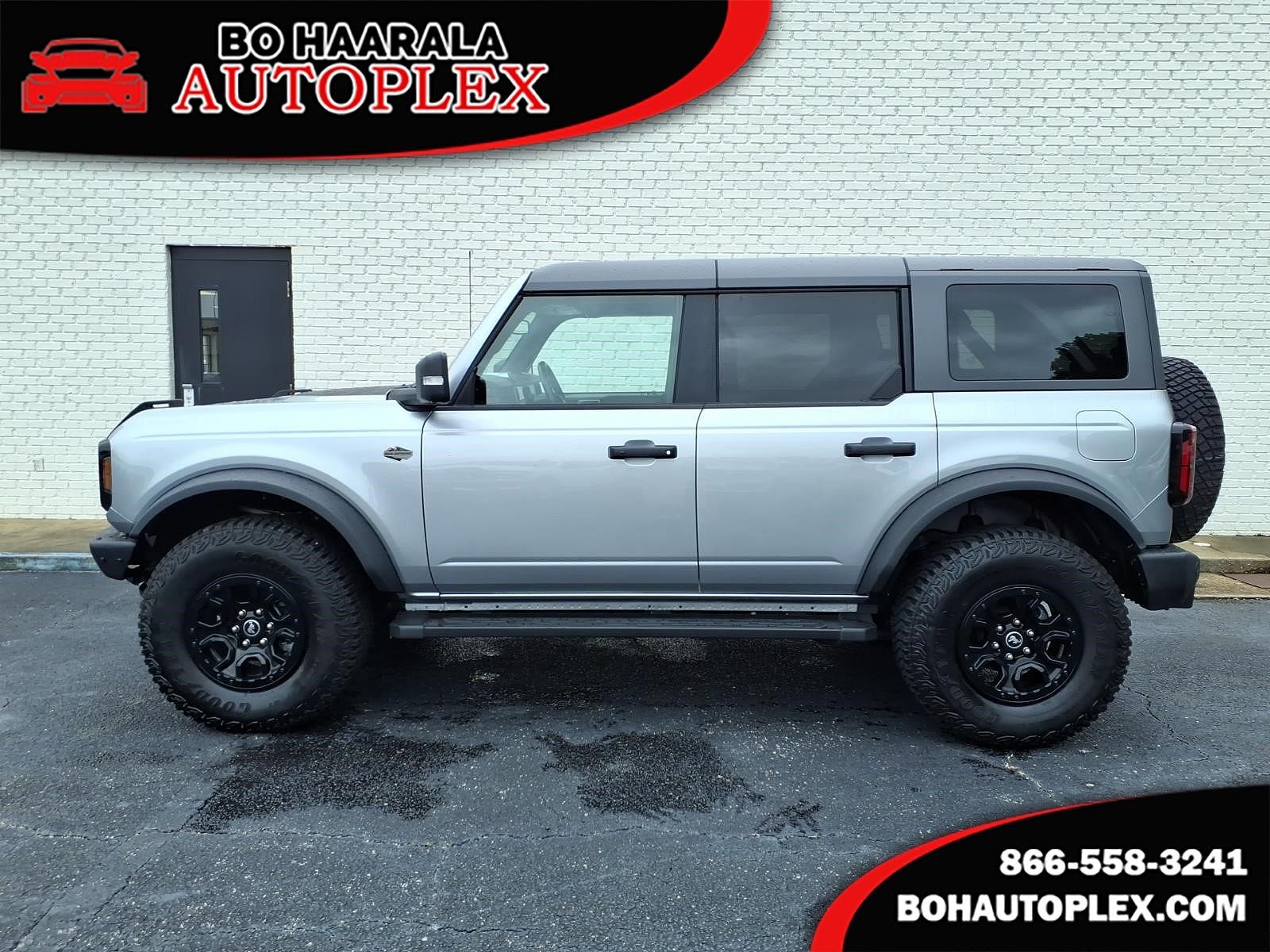 2024 FORD Bronco