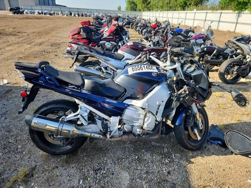 2016 YAMAHA FJR13A