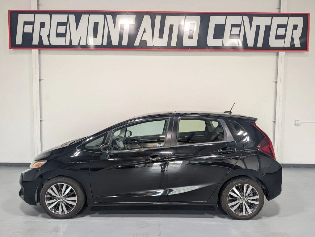 2016 HONDA Fit