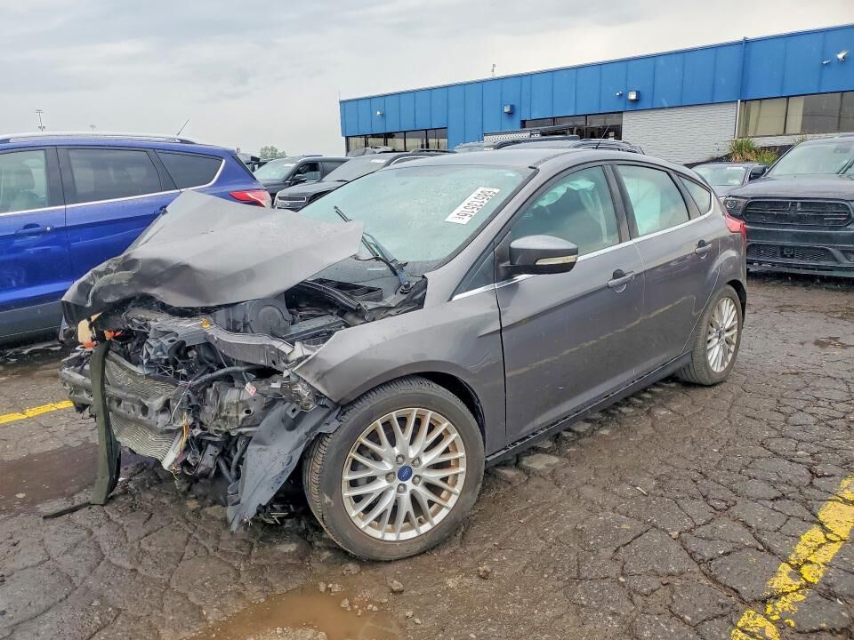 2014 FORD Focus