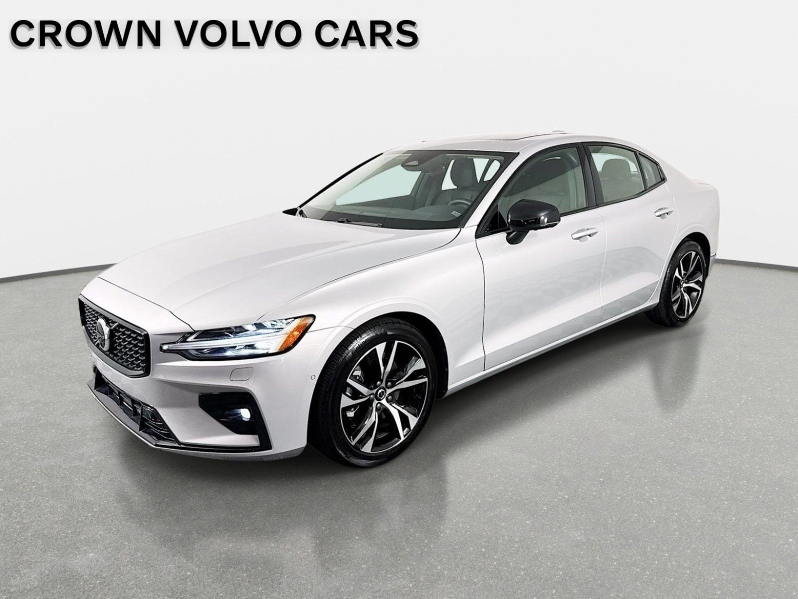 2025 VOLVO S60