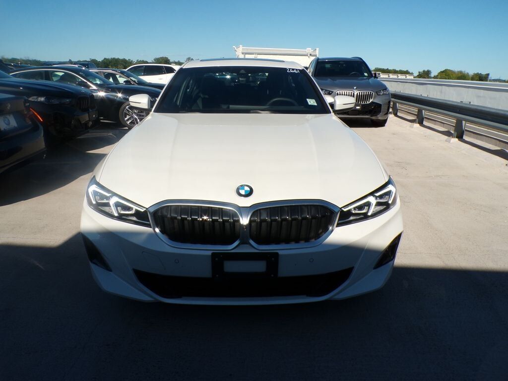 2026 BMW 330i