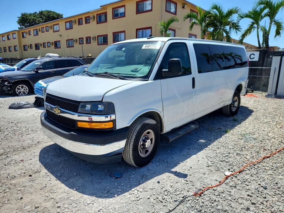 2020 CHEVROLET Express