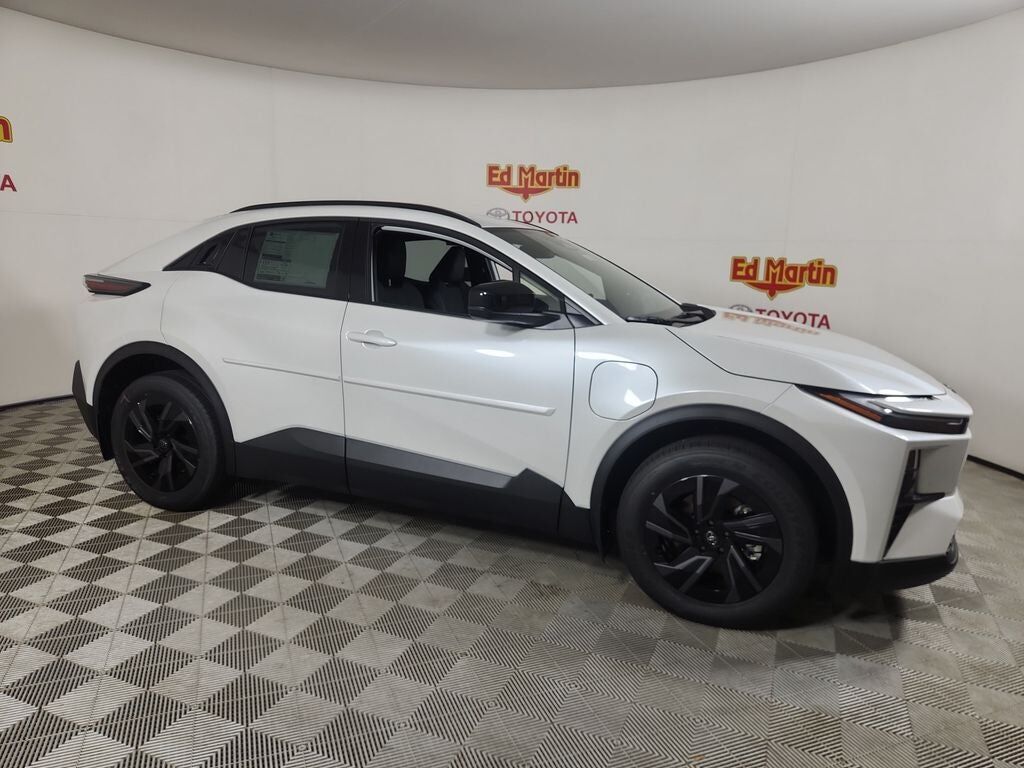 2026 TOYOTA C-HR