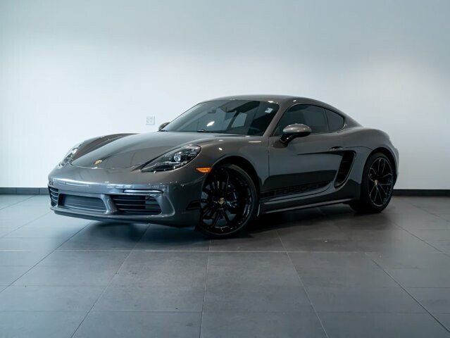 2025 PORSCHE 718