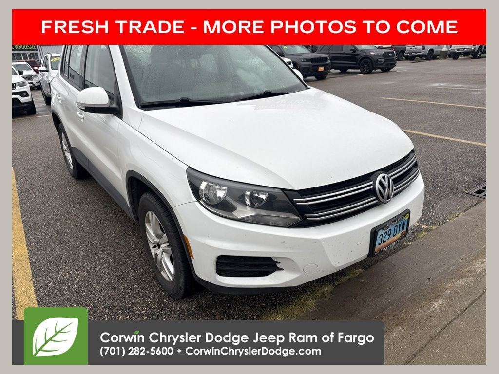 2017 VOLKSWAGEN Tiguan