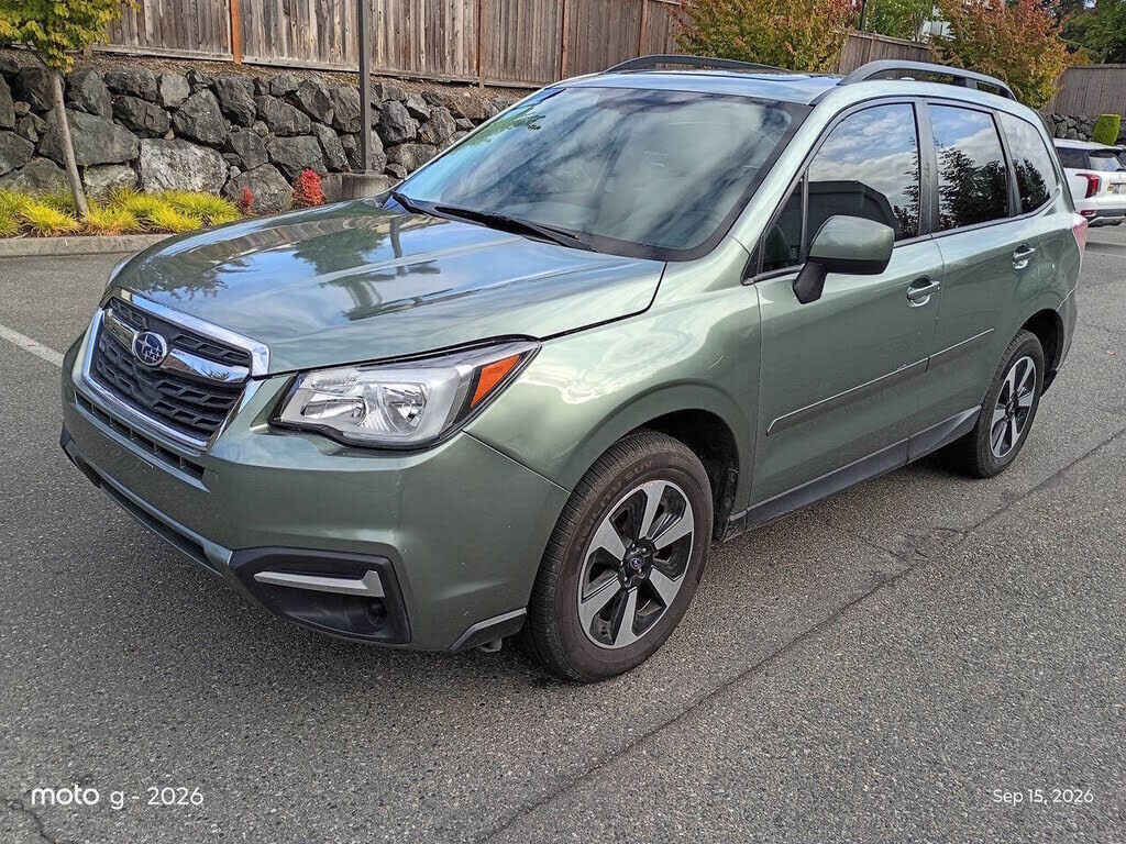 2018 SUBARU Forester