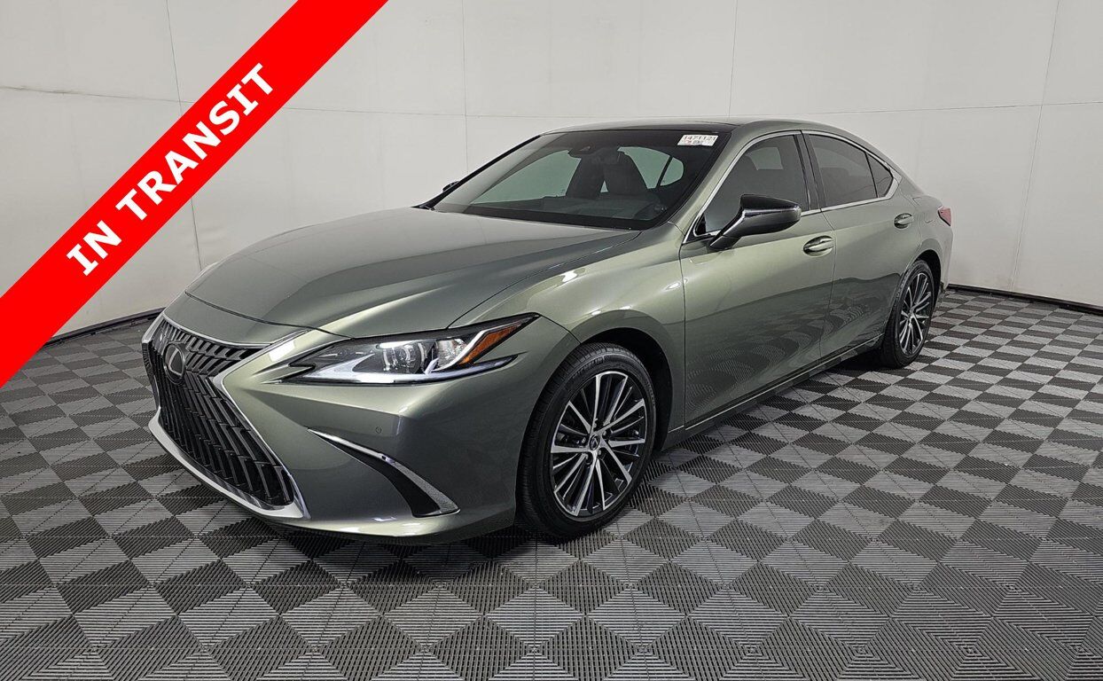 2025 LEXUS ES