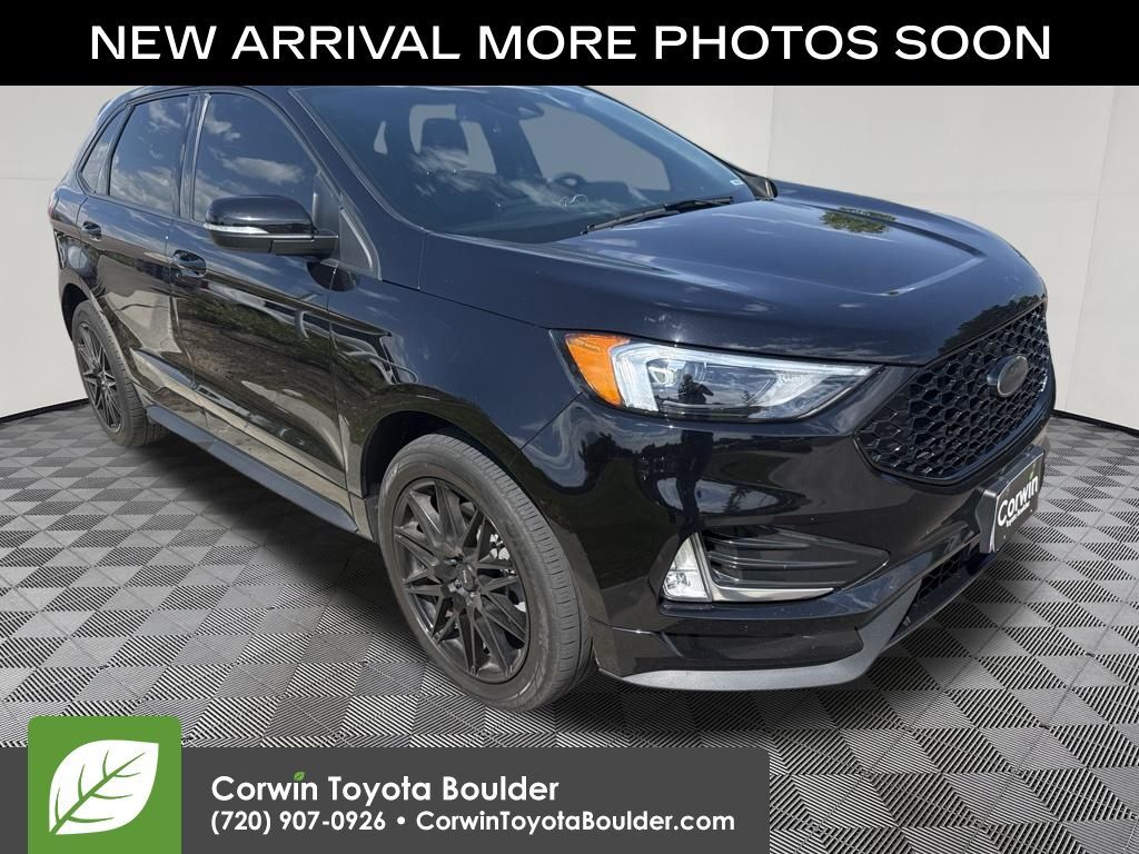 2023 FORD Edge