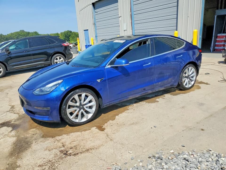 2019 TESLA Model 3