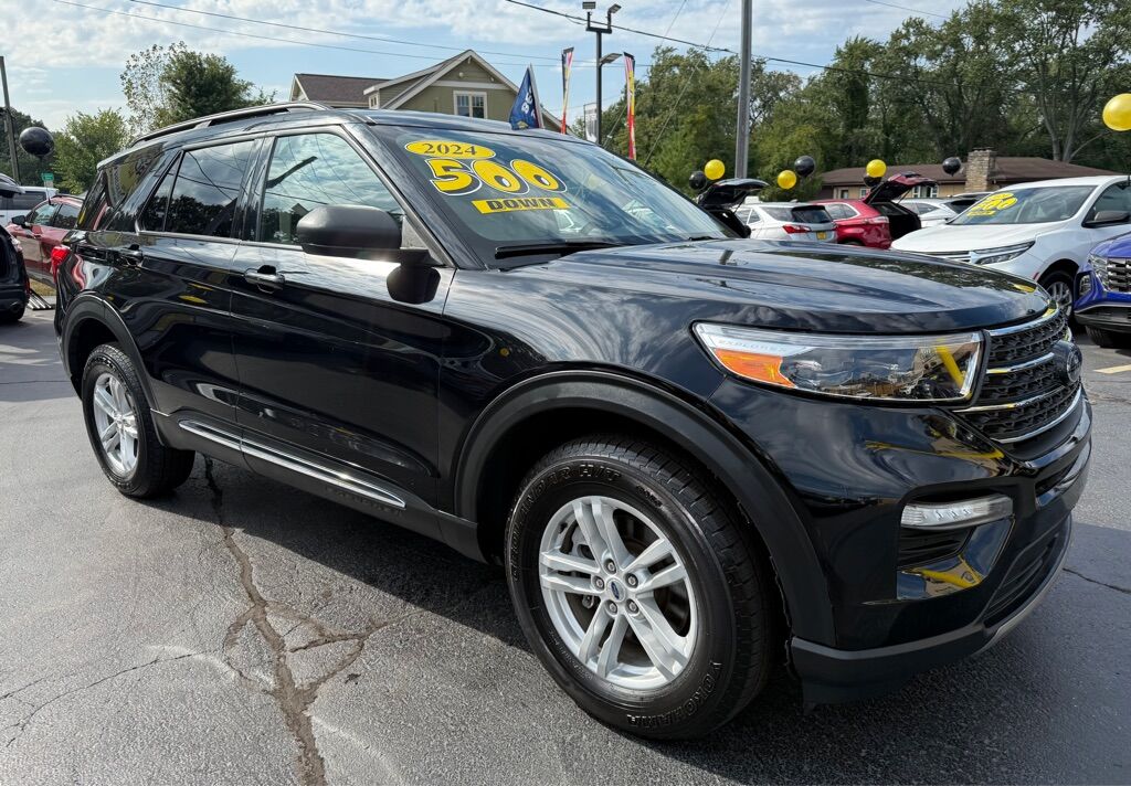 2023 FORD Explorer