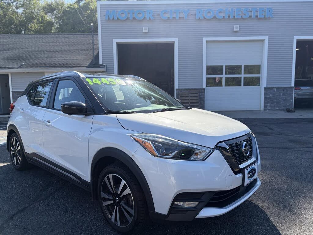 2020 NISSAN Kicks