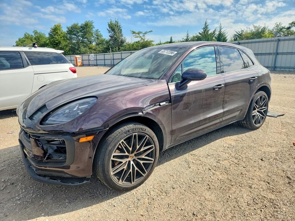 2023 PORSCHE Macan
