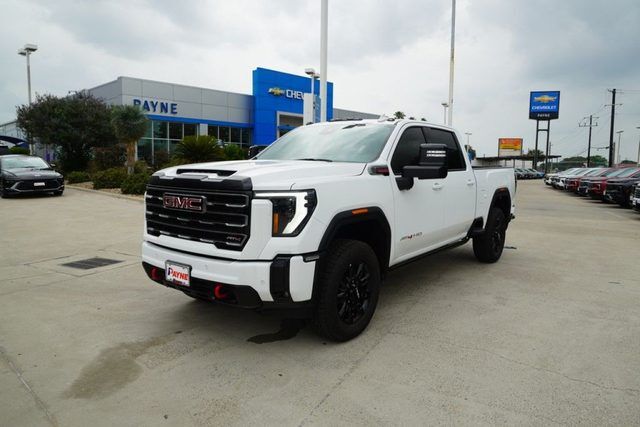 2026 GMC Sierra HD