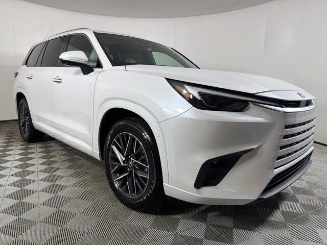 2025 LEXUS TX