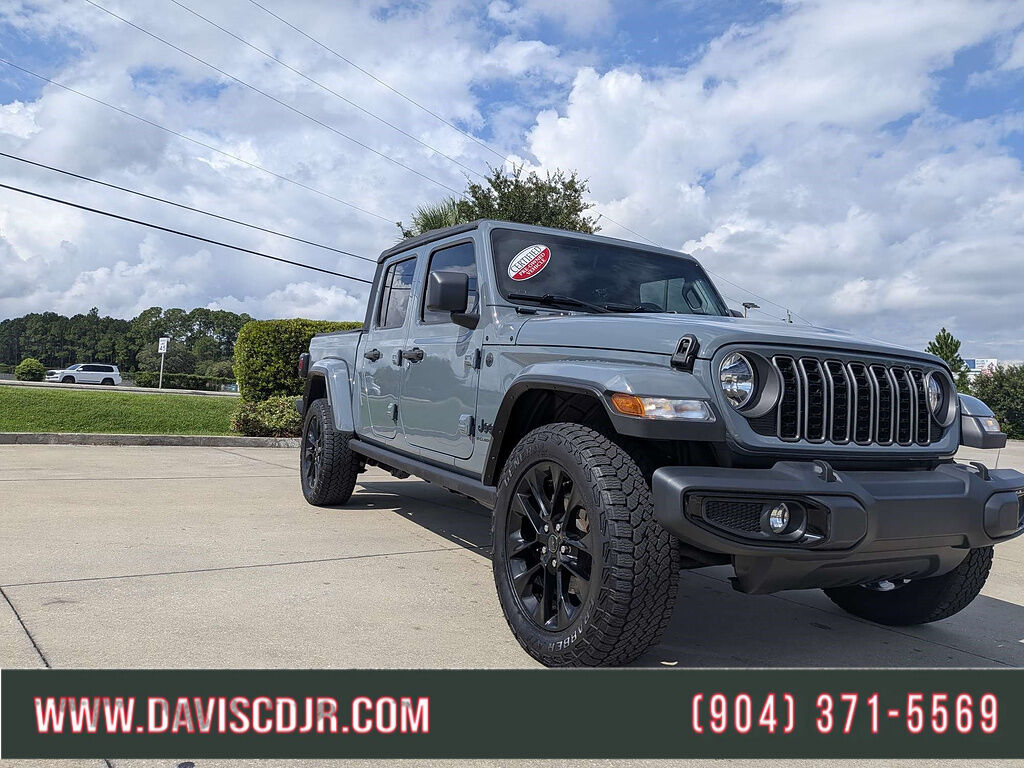 2025 JEEP Gladiator