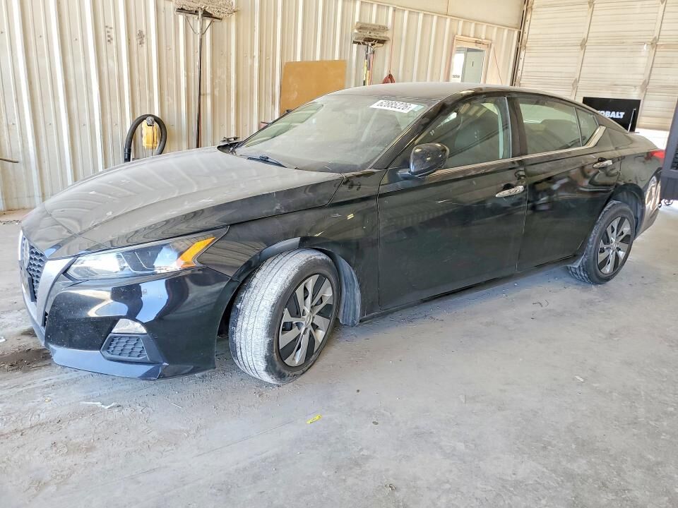 2022 NISSAN Altima