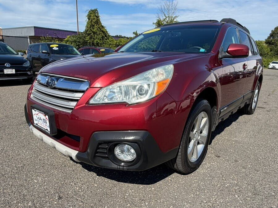 2014 SUBARU Outback