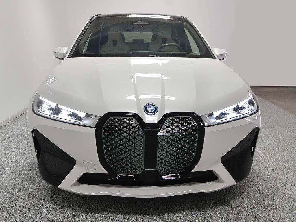 2024 BMW iX
