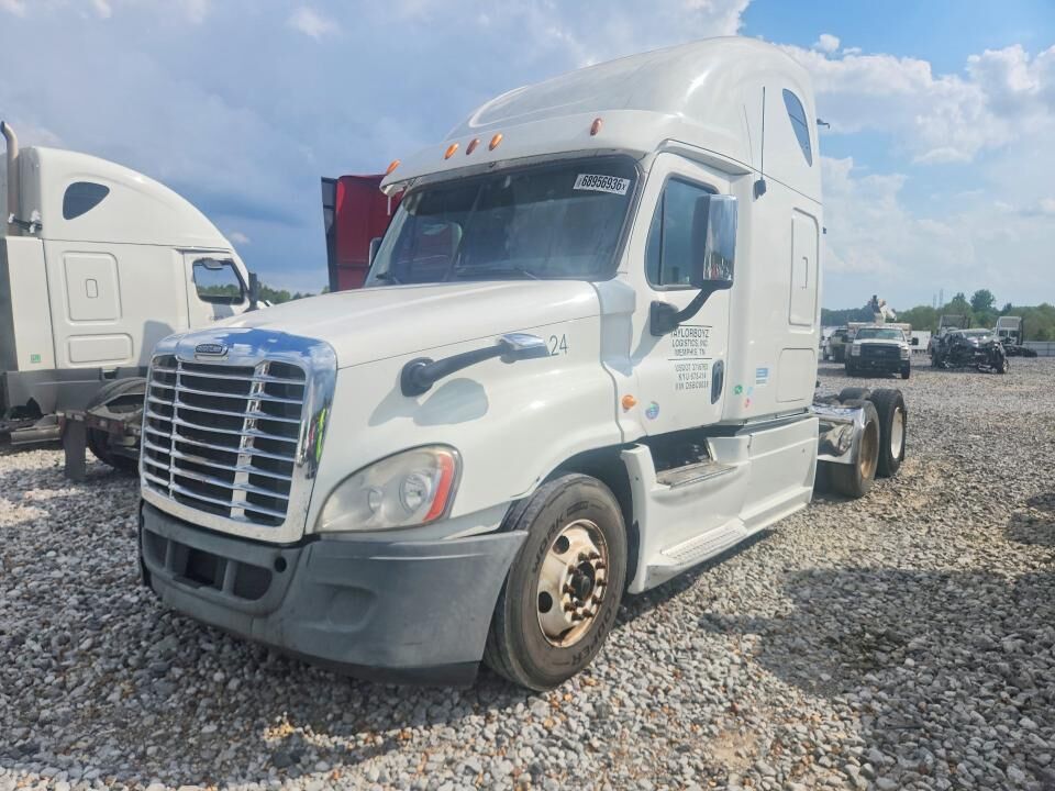 2013 FREIGHTLINER Cascadia