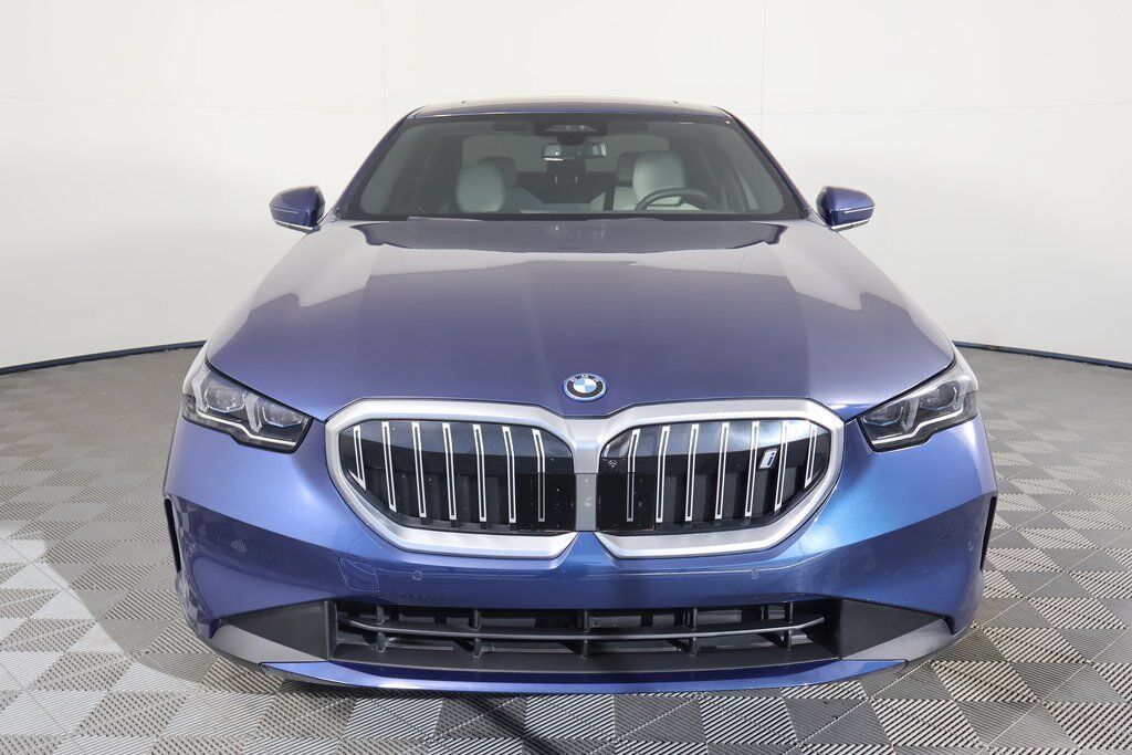 2024 BMW i5