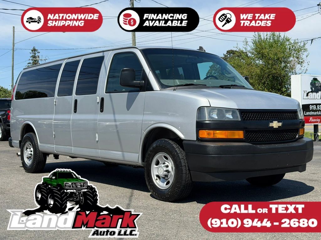 2019 CHEVROLET Express