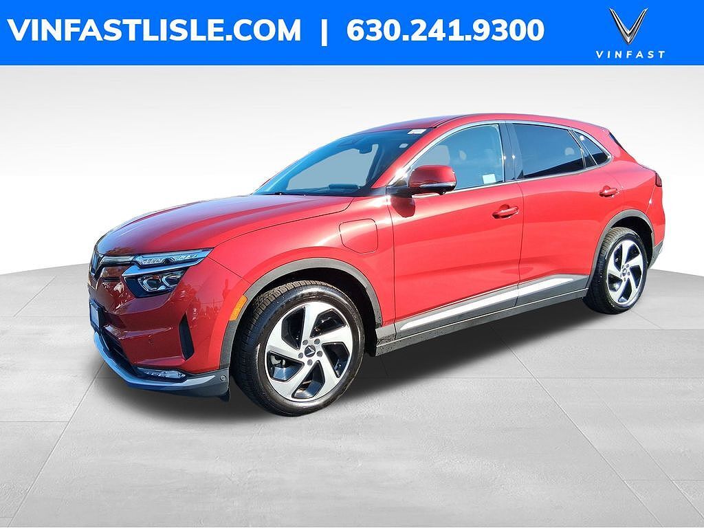 2025 VINFAST VF 8