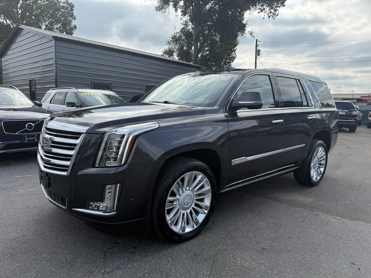 2017 CADILLAC Escalade