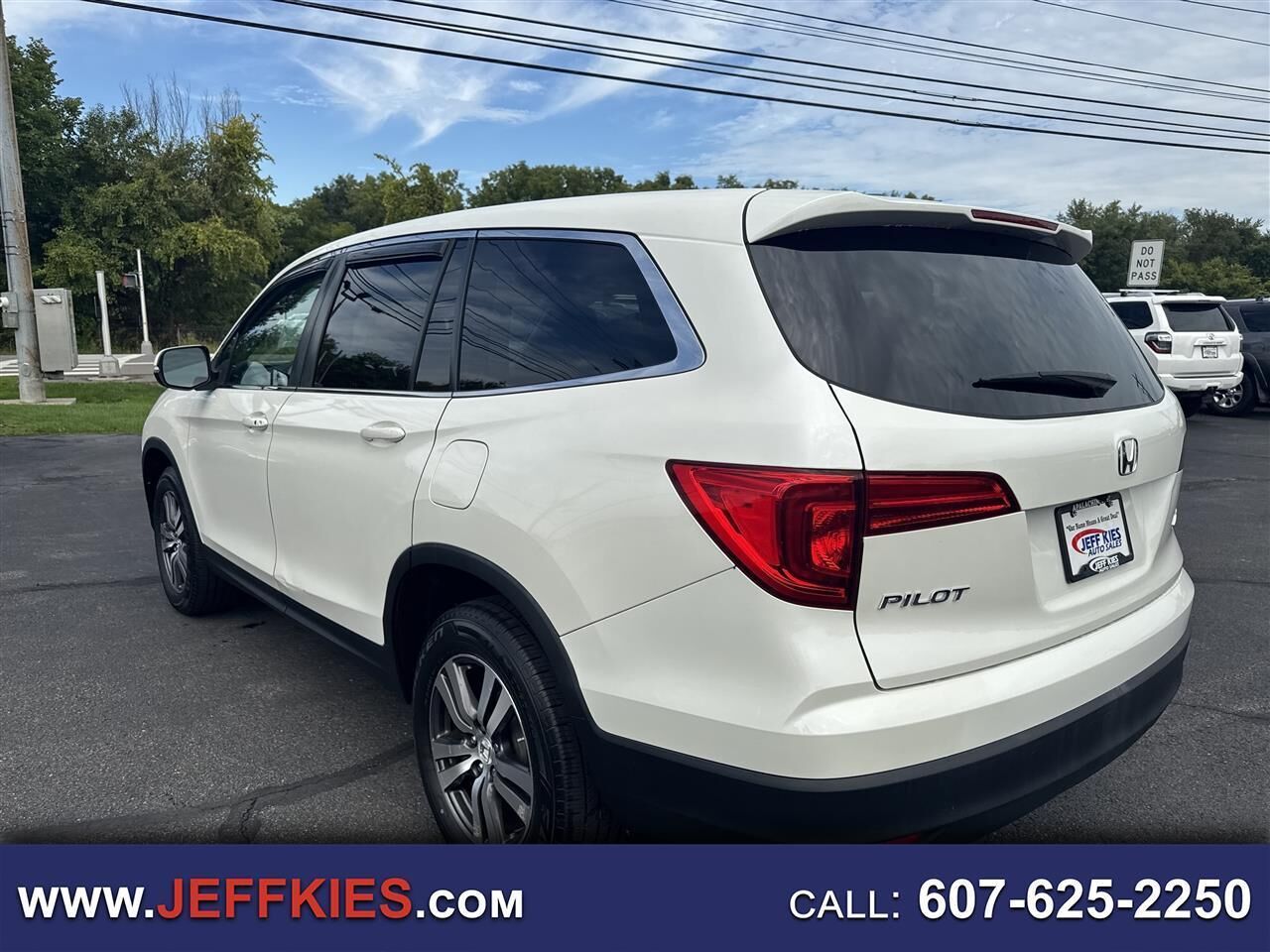 2017 HONDA Pilot