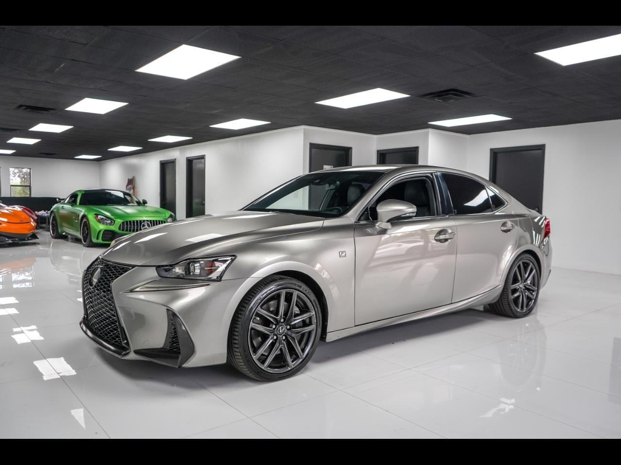 2017 LEXUS IS