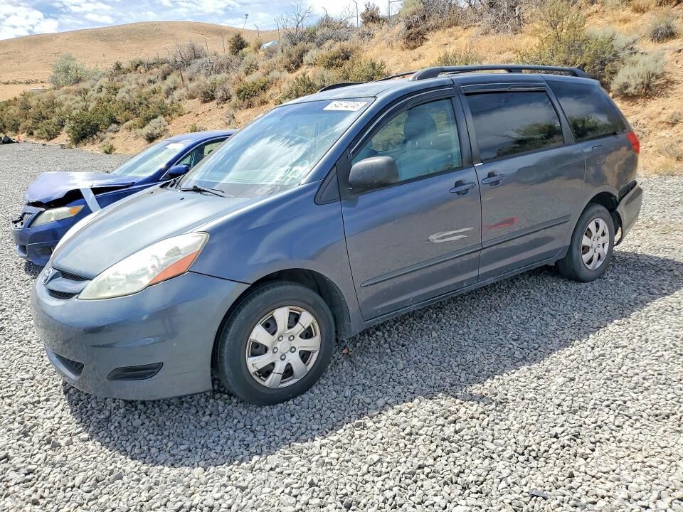 2008 TOYOTA Sienna