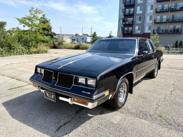 1986 OLDSMOBILE Cutlass Salon
