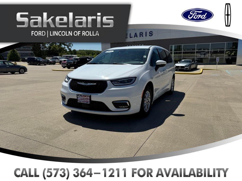 2023 CHRYSLER Pacifica