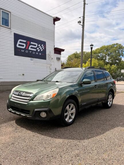 2014 SUBARU Outback
