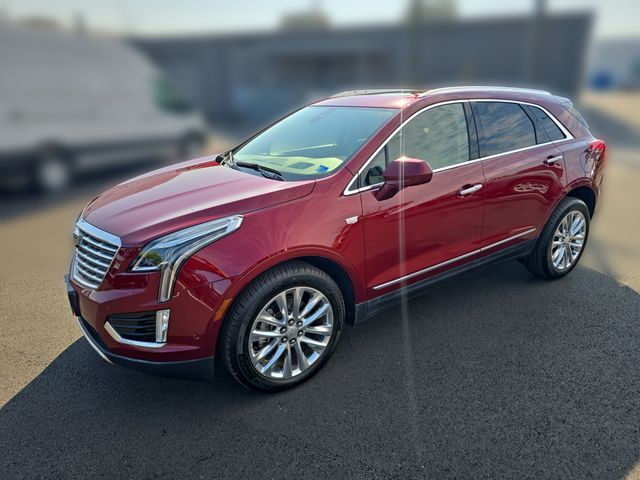 2017 CADILLAC XT5