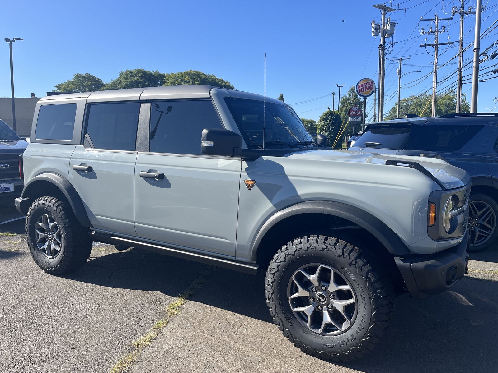 2023 FORD Bronco