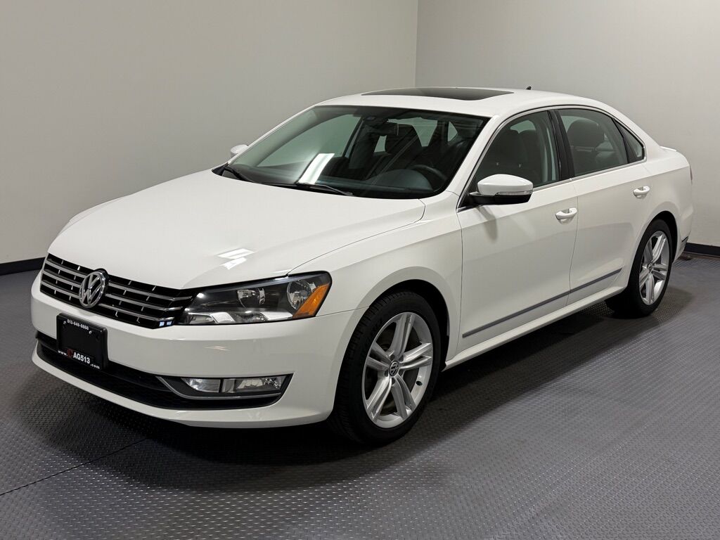 2015 VOLKSWAGEN Passat