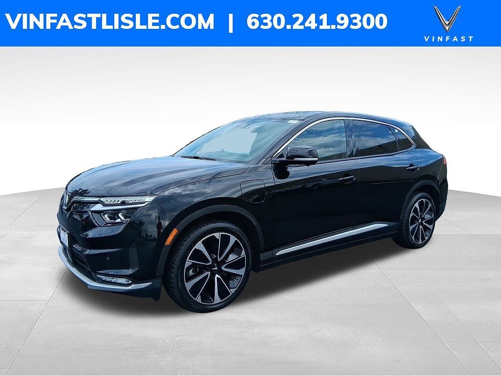 2025 VINFAST VF 8