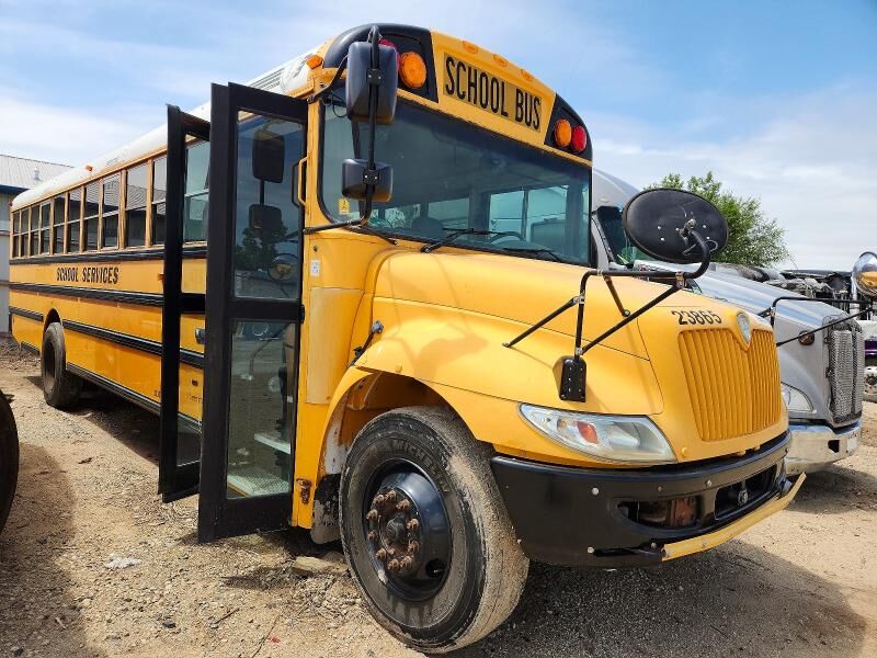 2013 IC BUS PB105