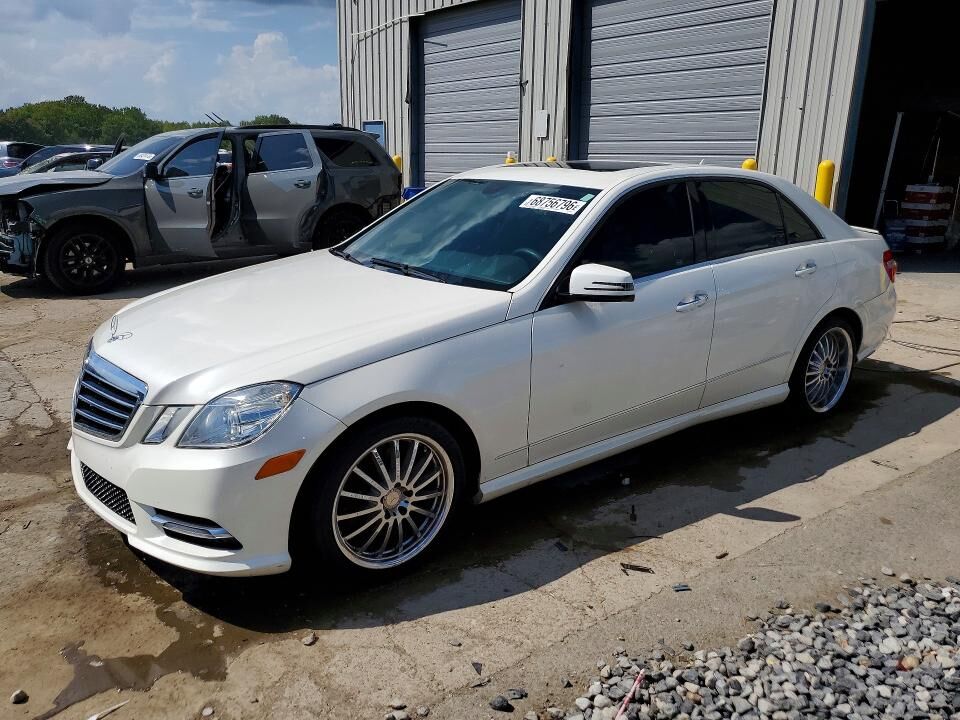 2013 MERCEDES-BENZ E-Class