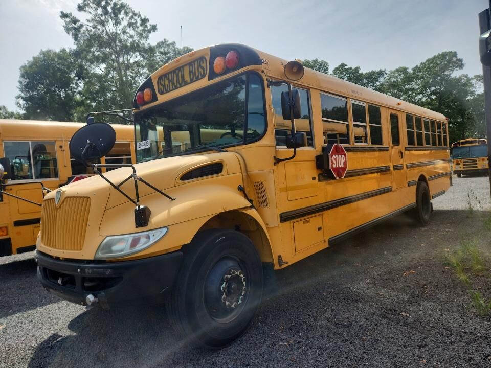 2014 IC BUS PB105