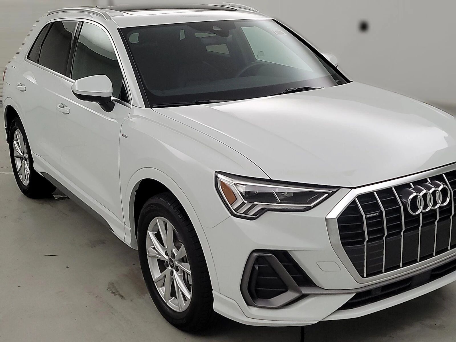 2024 AUDI Q3