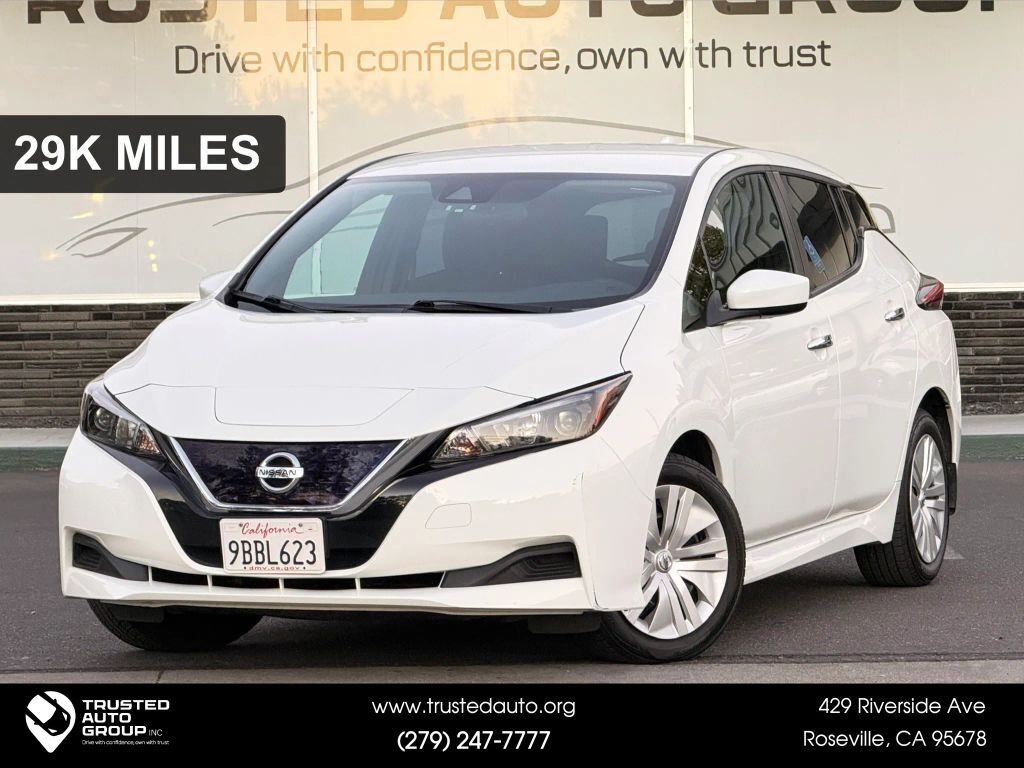 2022 NISSAN Leaf