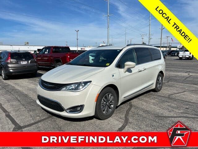 2020 CHRYSLER Pacifica