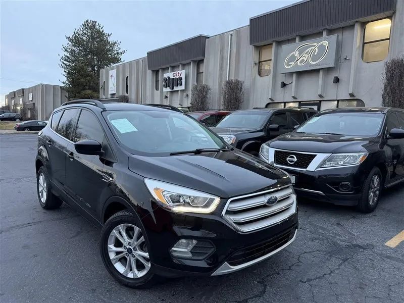 2017 FORD Escape