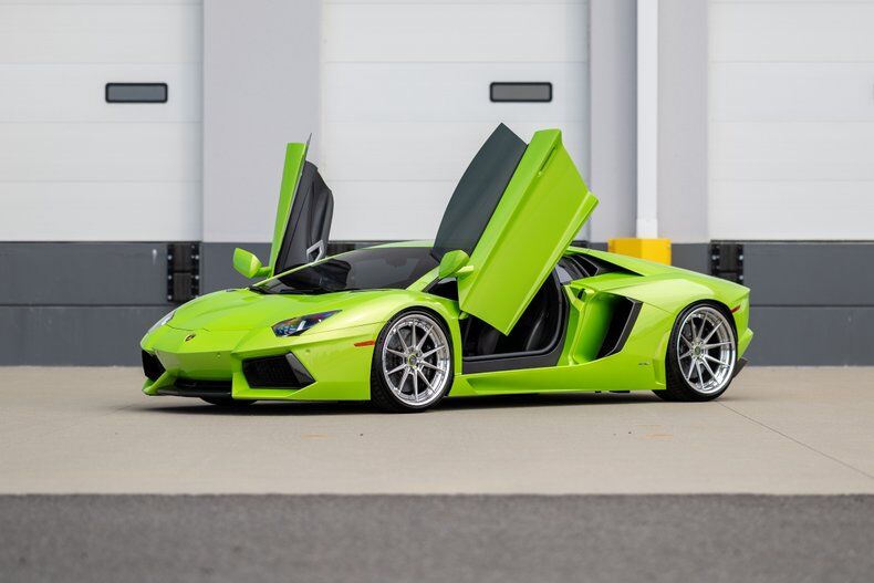 2013 LAMBORGHINI Aventador
