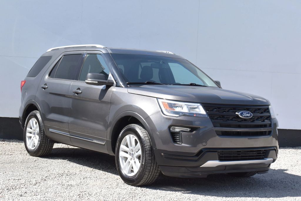 2019 FORD Explorer