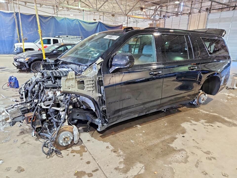 2026 CHEVROLET Suburban